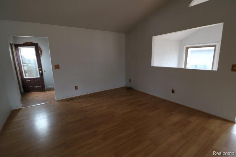3525 Hannaman Road Columbiaville, MI 48421 - Photo 5 of 29 Gallery Image 5