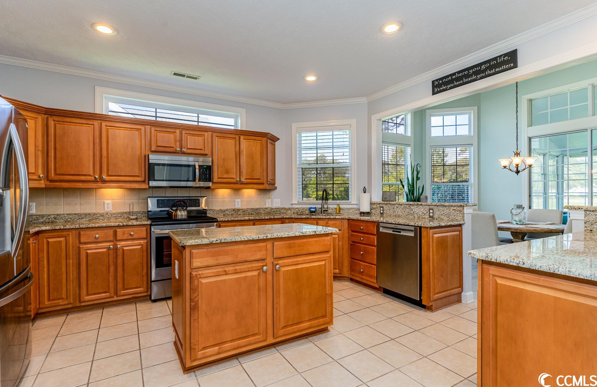 178 Pickering Drive Murrells Inlet, SC 29576 - Photo 6 of 40 Gallery Image 6