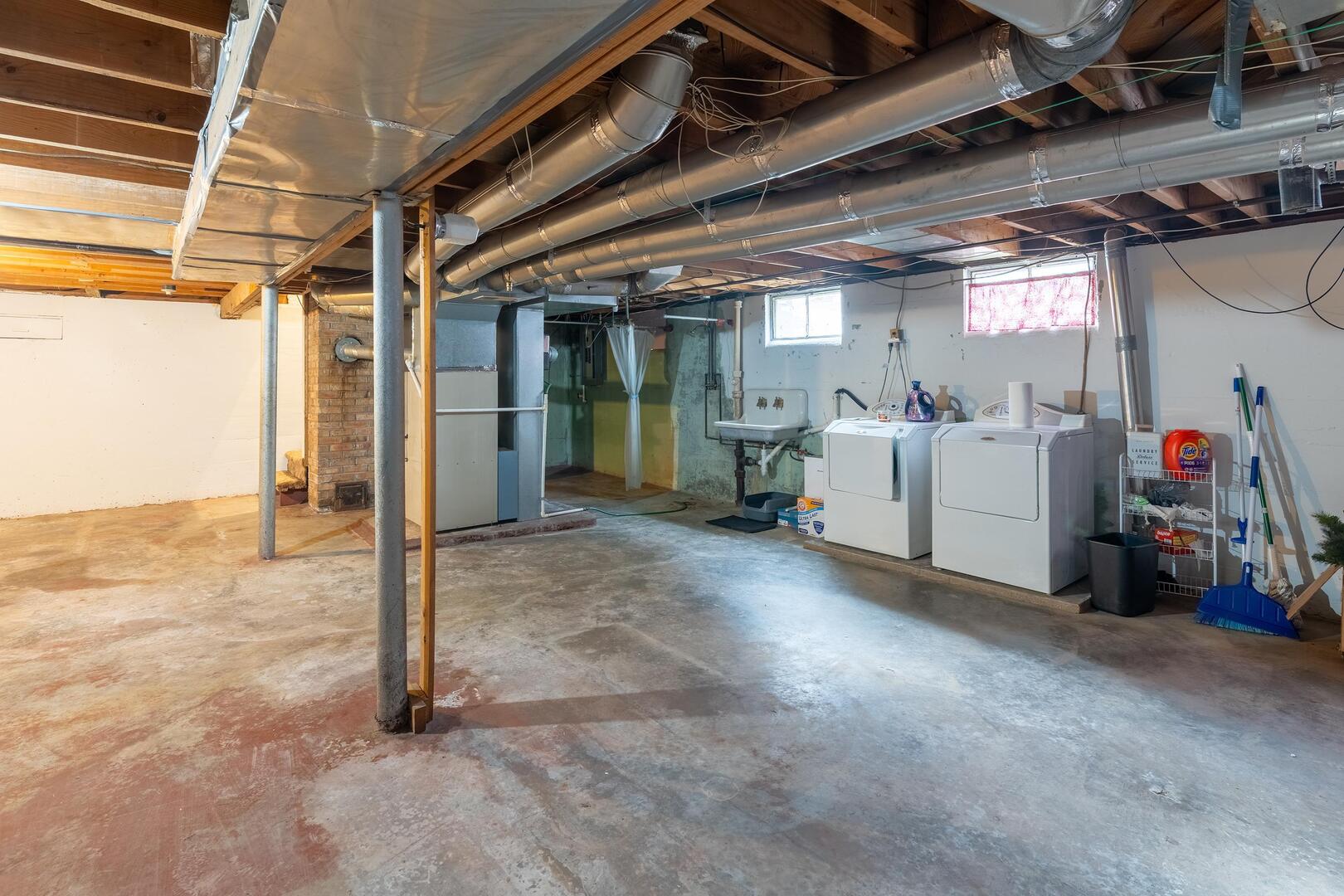 103 North 22nd Street Murphysboro, IL 62966 - Photo 17 of 23 a view of storage and utility room
