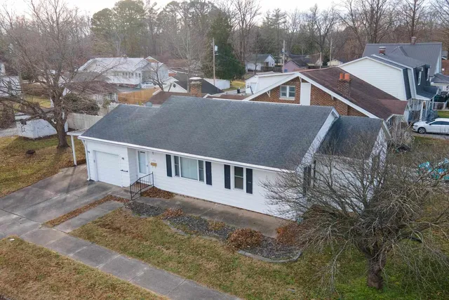 $114,900 | 103 North 22nd Street, Murphysboro, IL 62966