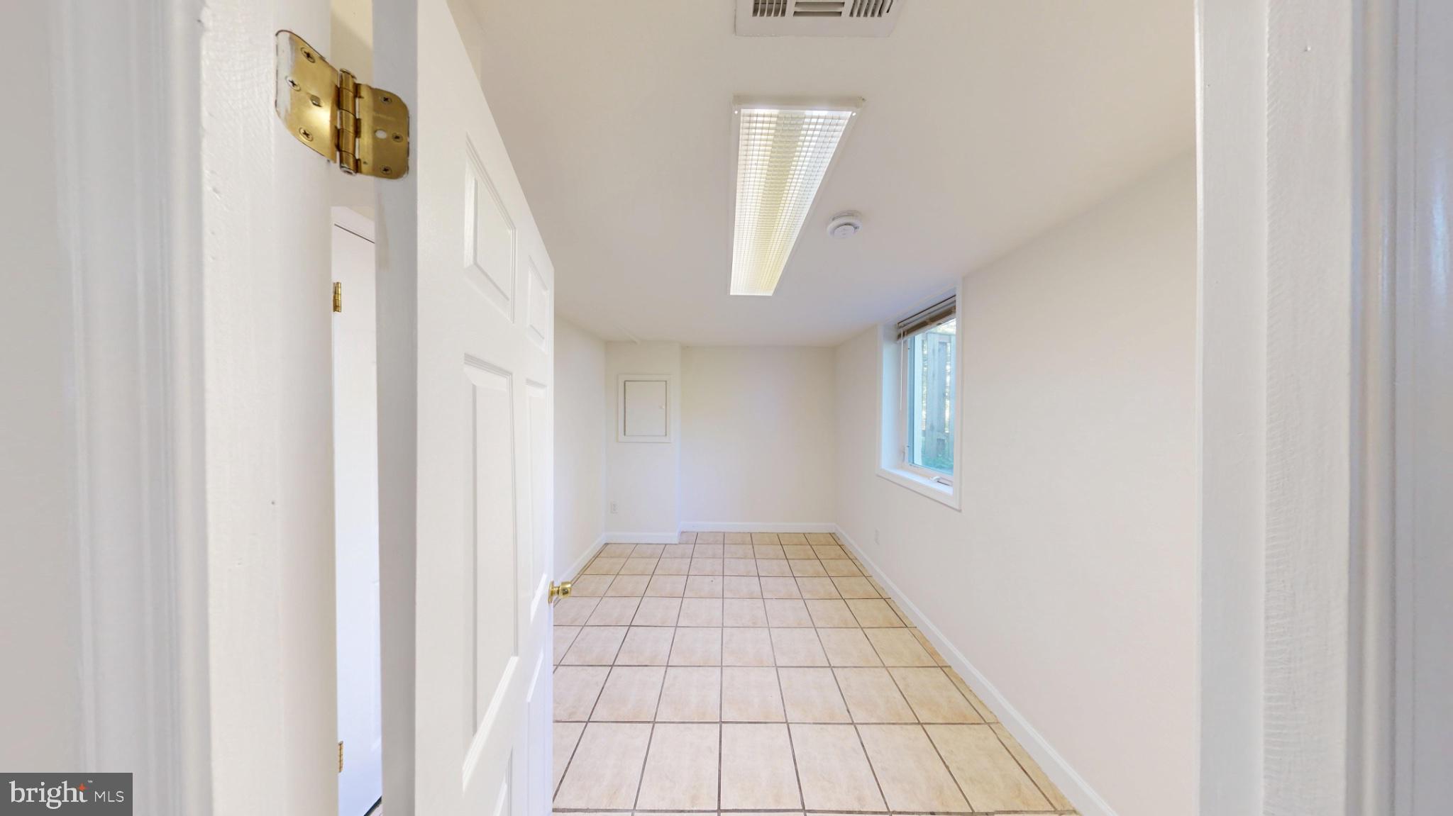 11707 Dewey Road Silver Spring, MD 20906 - Photo 33 of 43 Gallery Image 33