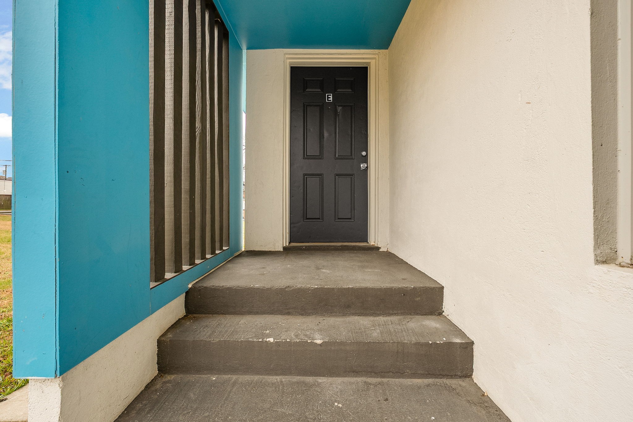 605 40th Avenue North, Unit E Nashville, TN 37209 - Photo 3 of 21 a view of entryway