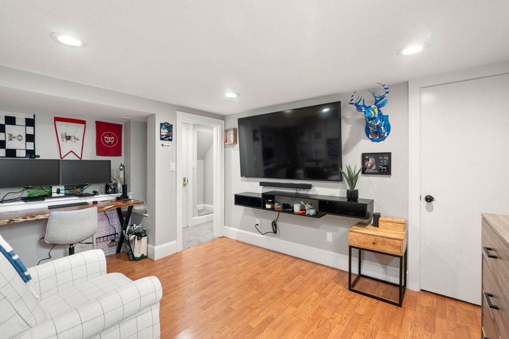 9 Dunton Road, Unit 9 Watertown, MA 02472 - Photo 23 of 39 Gallery Image 23