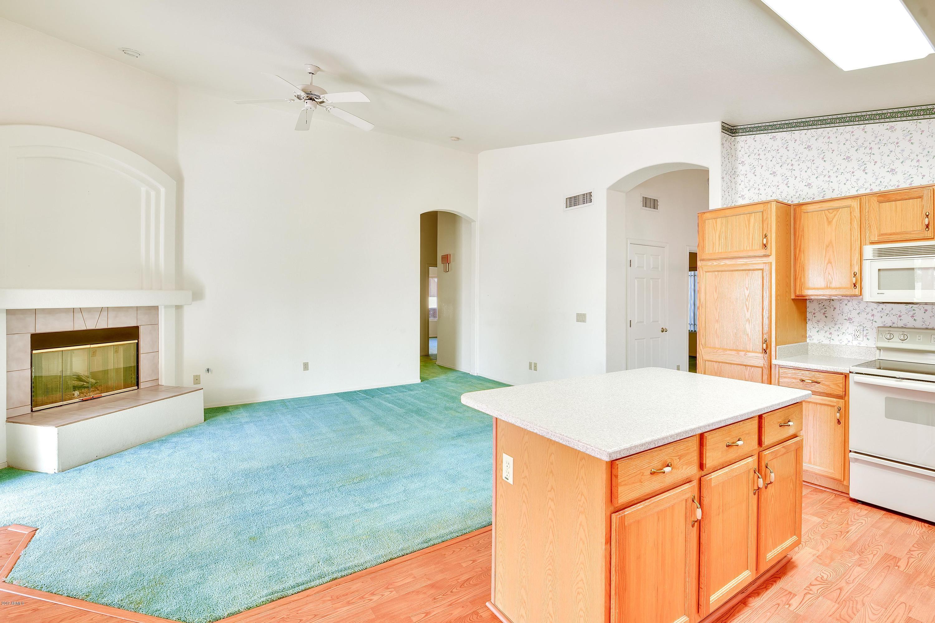 7759 East Decatur Circle Mesa, AZ 85207 - Photo 11 of 30 Kitchen / Family Room