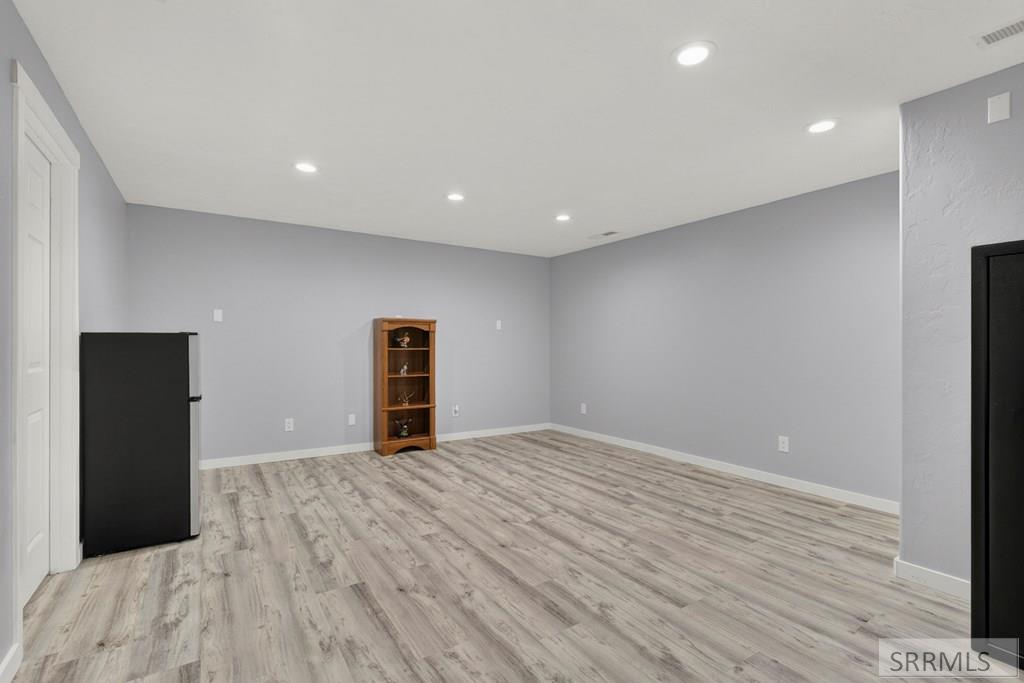 1409 Ridgewood Drive Ammon, ID 83406 - Photo 20 of 55