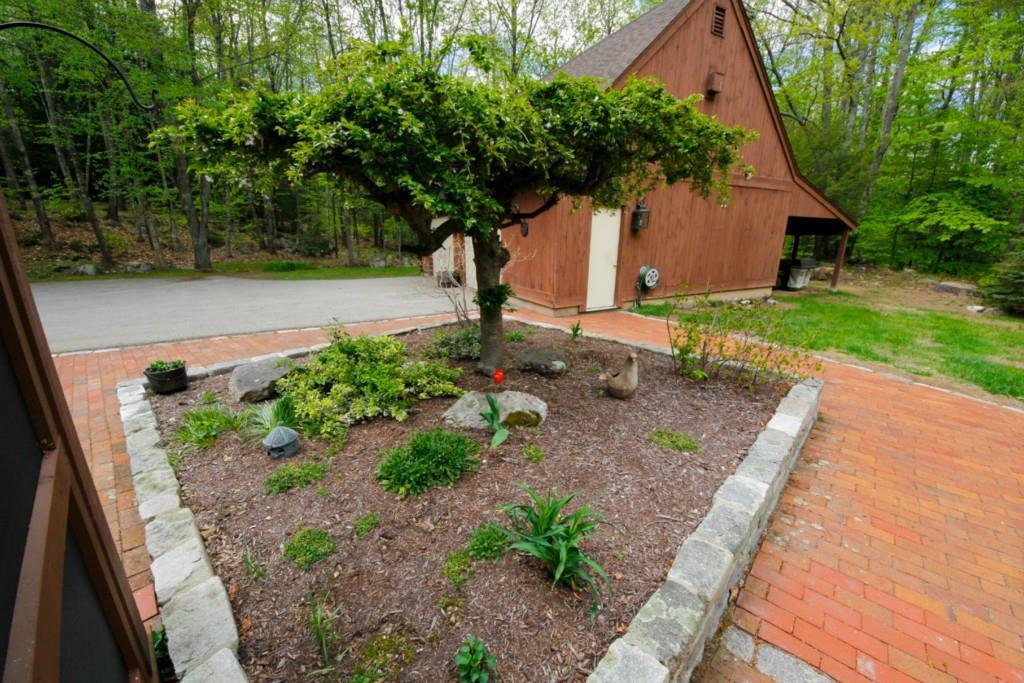 21 Country Lane Springvale, ME 04083 - Photo 8 of 30 Photo