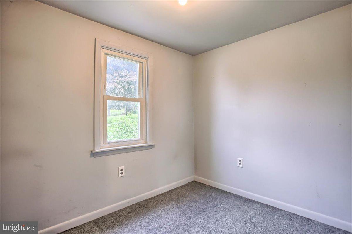 358 Rexmont Road Lebanon, PA 17042 - Photo 9 of 14 Gallery Image 9