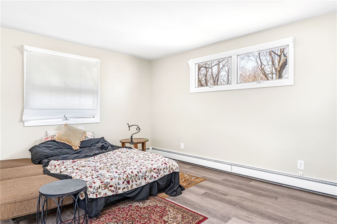 27 Hemlock Avenue Cranston, RI 02910 - Photo 19 of 36