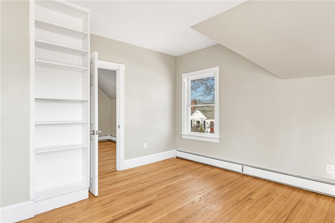 27 Hemlock Avenue Cranston, RI 02910 - Photo 23 of 36