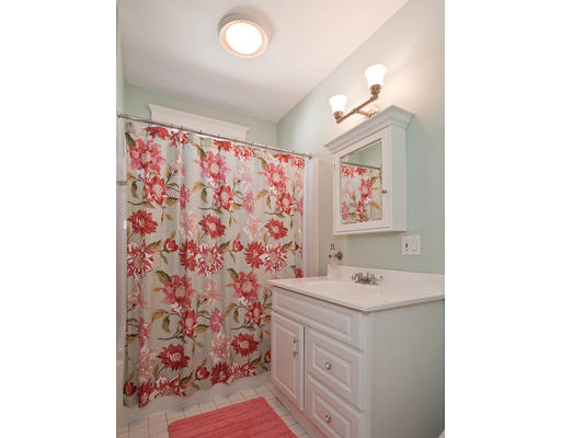 18 Hopkins Road, Unit 18 Arlington, MA 02476 - Photo 15 of 21 Gallery Image 15