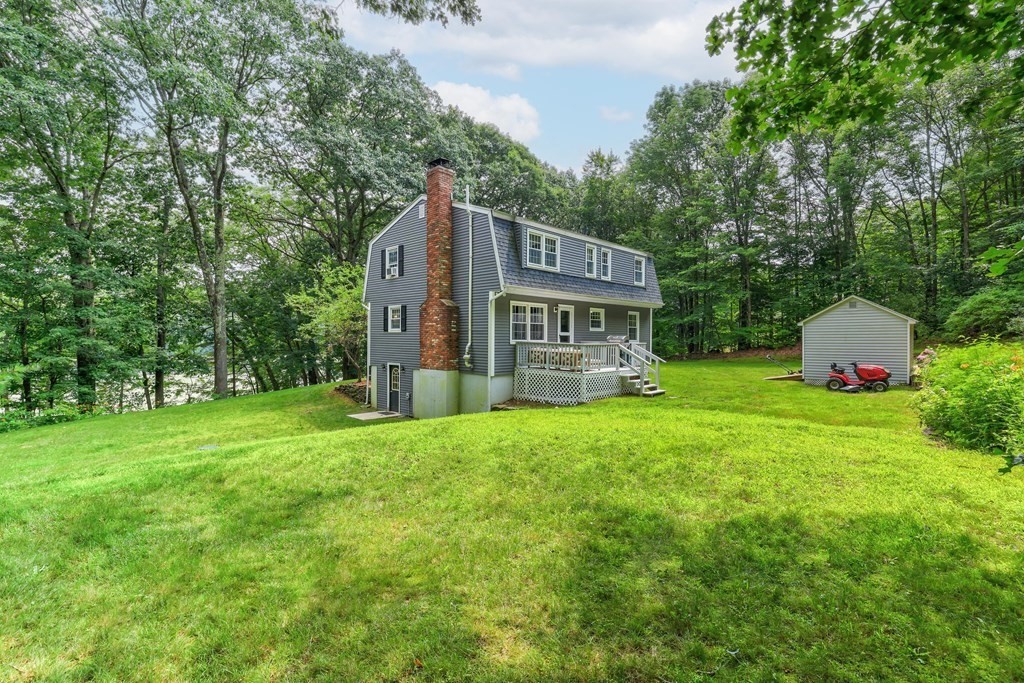 200 West Sutton Road Sutton, MA 01590 - Photo 33 of 33 a house view with a garden space