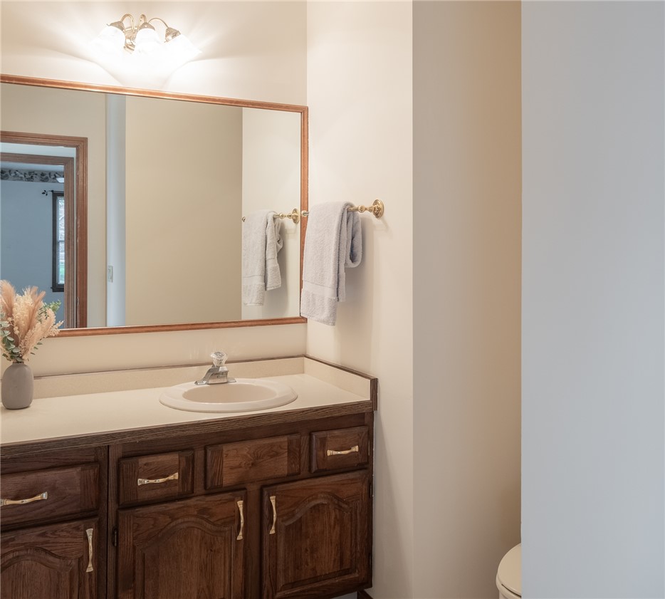 276 South Fairfield Road Bellbrook, OH 45305 - Photo 17 of 38 This bathroom features a single vanity with ample storage and a spacious mirror.