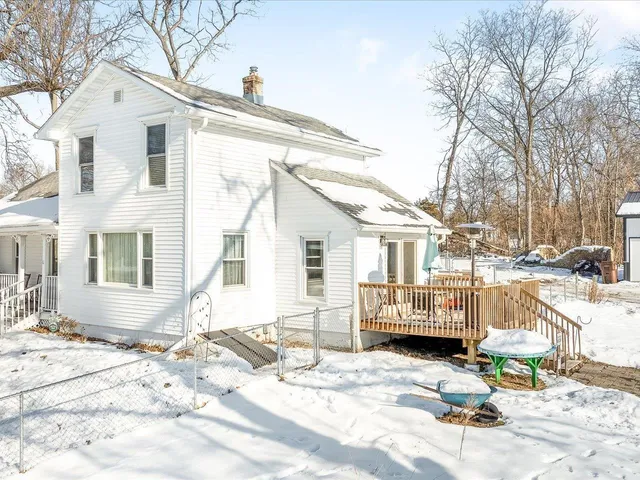 a view of a white building