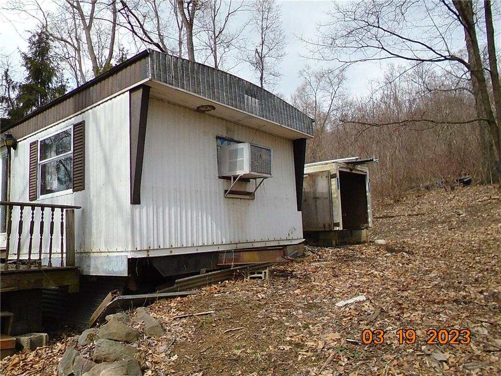 400 Bell Point Road Avonmore, PA 15618 - Photo 17 of 20 a backyard of a house