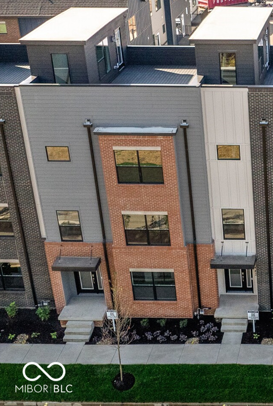 439 Flora Place Carmel, IN 46290 - Photo 1 of 11