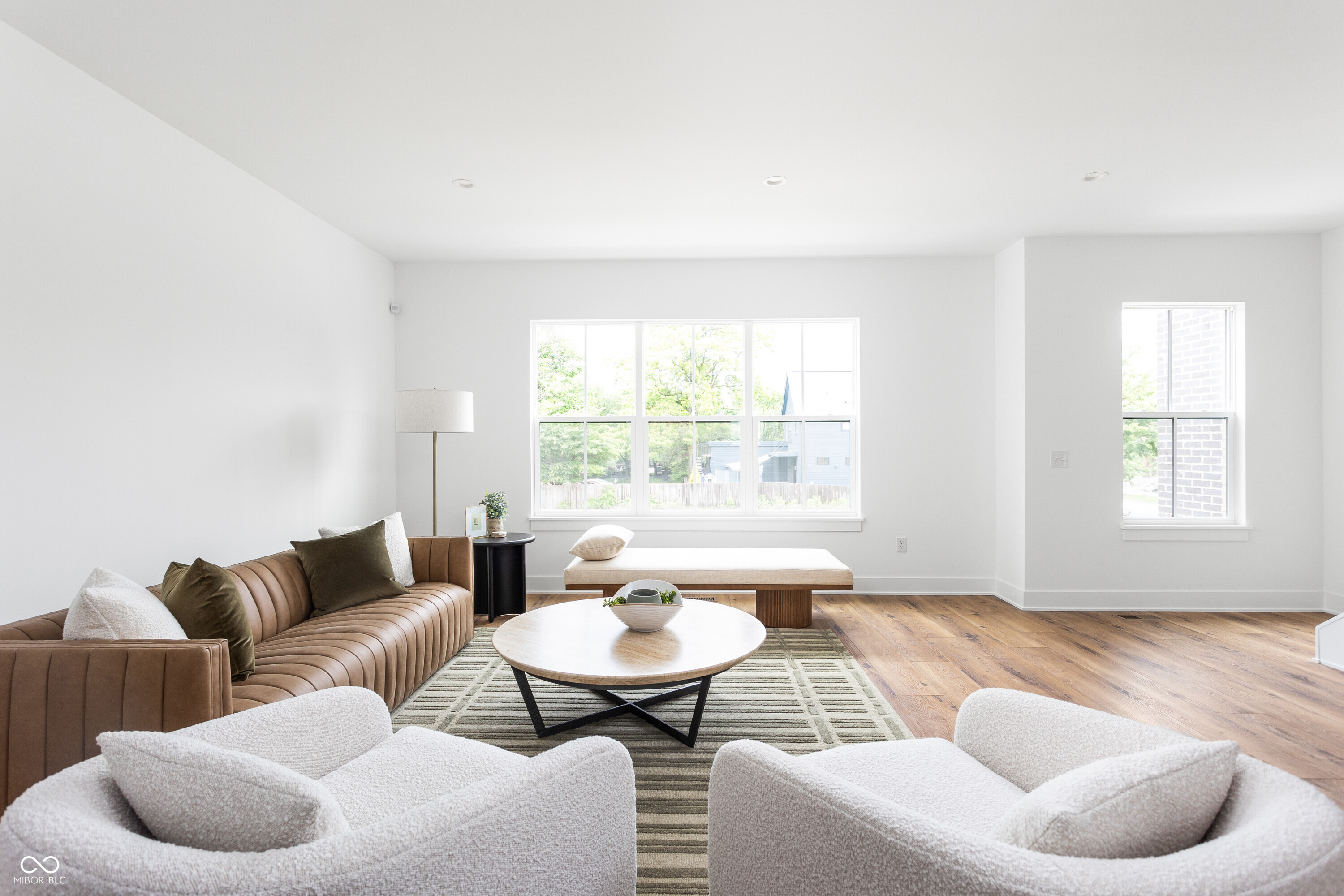 439 Flora Place Carmel, IN 46290 - Photo 4 of 11