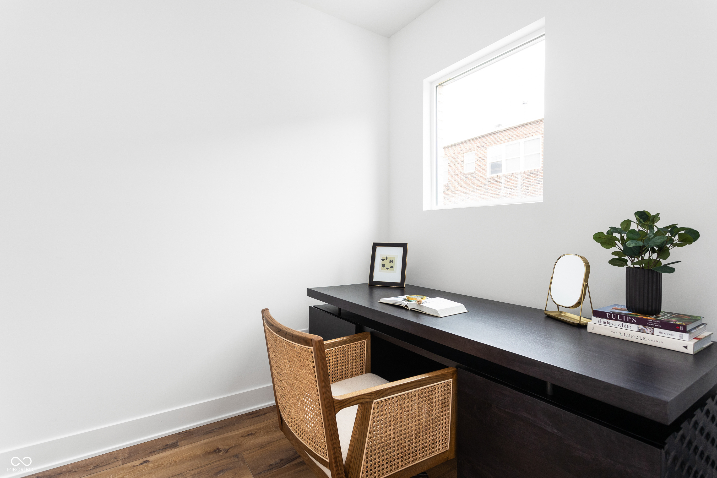 439 Flora Place Carmel, IN 46290 - Photo 5 of 11