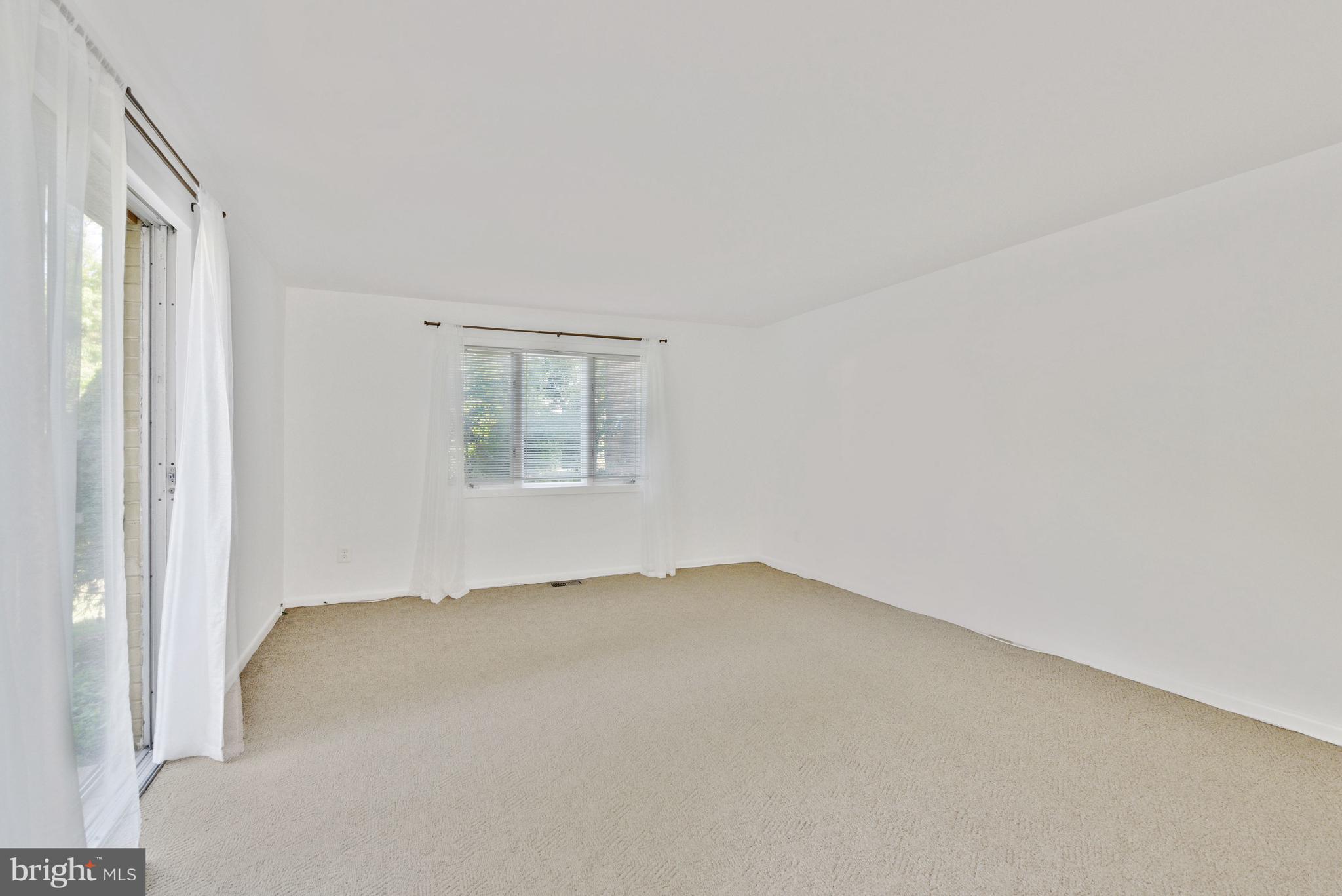 2 North Close Moorestown, NJ 08057 - Photo 11 of 35