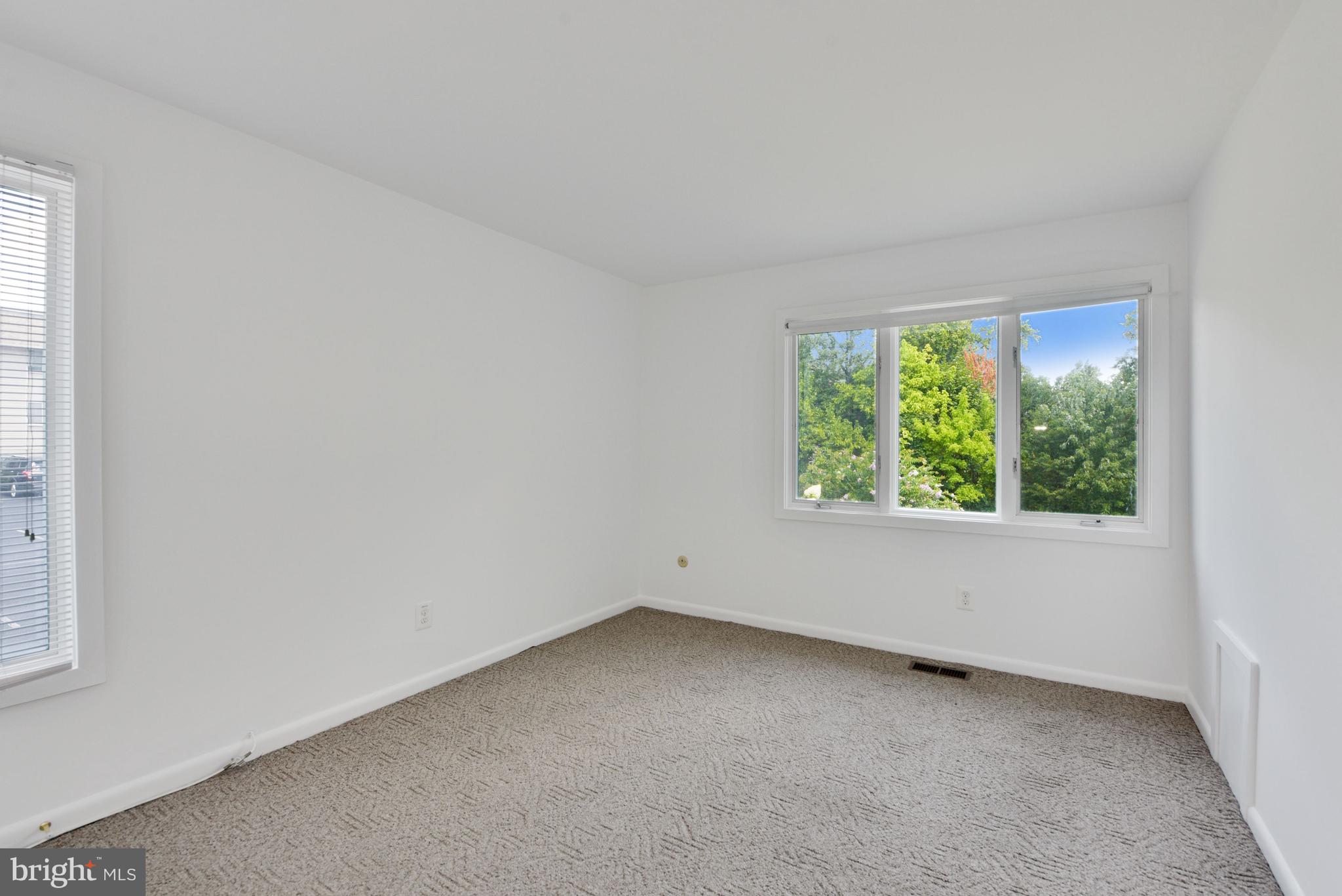 2 North Close Moorestown, NJ 08057 - Photo 23 of 35