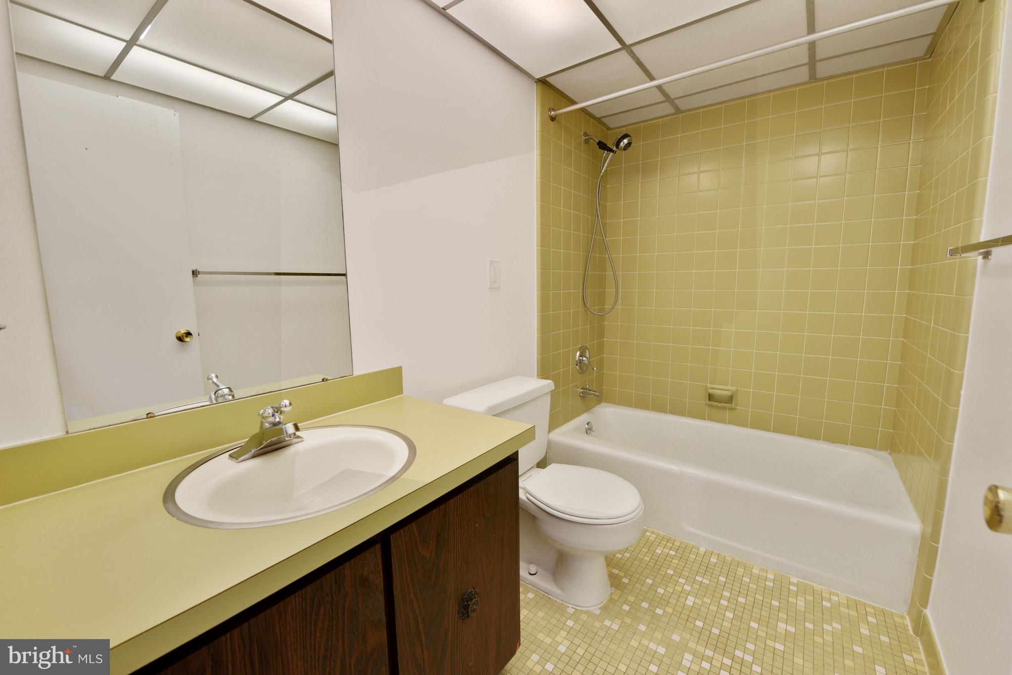 2 North Close Moorestown, NJ 08057 - Photo 28 of 35