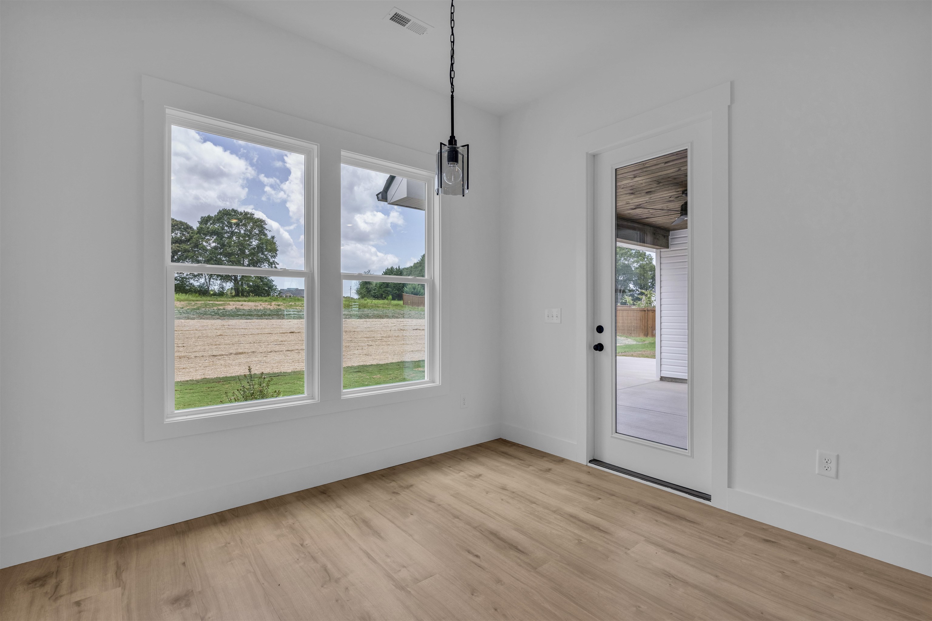 1111 North Green River Road Gaffney, SC 29341 - Photo 14 of 34 Gallery Image 14