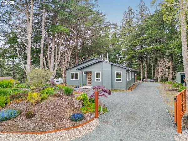 $780,000 | 88879 Highway 42S South, Bandon, OR 97411