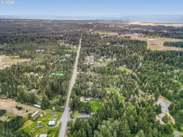 $780,000 | 88879 Highway 42S South, Bandon, OR 97411