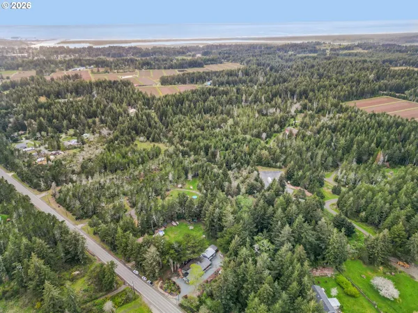 $780,000 | 88879 Highway 42S South, Bandon, OR 97411