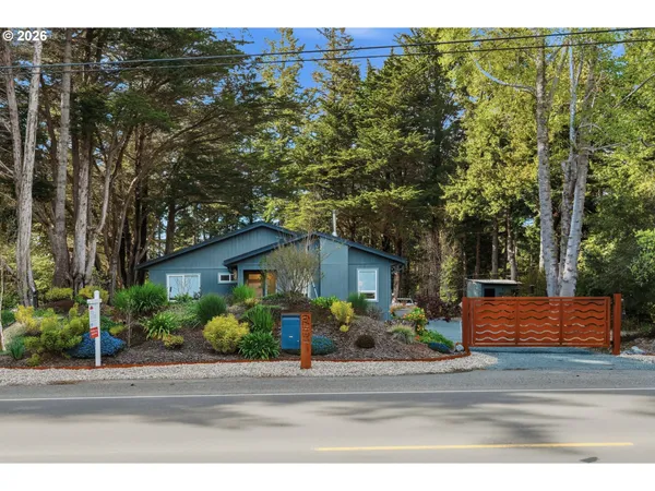 $780,000 | 88879 Highway 42S South, Bandon, OR 97411