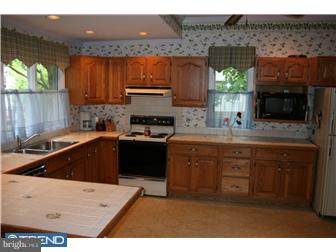 308 Davis Road Havertown, PA 19083 - Photo 5 of 12 Kitchen