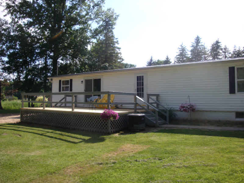 3762 North 11 Mile Road Pinconning, MI 48650 - Photo 12 of 16