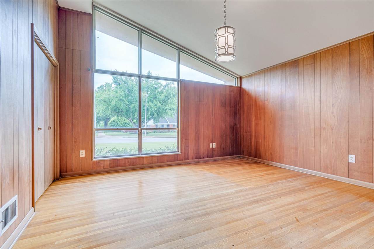 4310 Burgundy Road Memphis, TN 38111 - Photo 17 of 25 Gallery Image 17