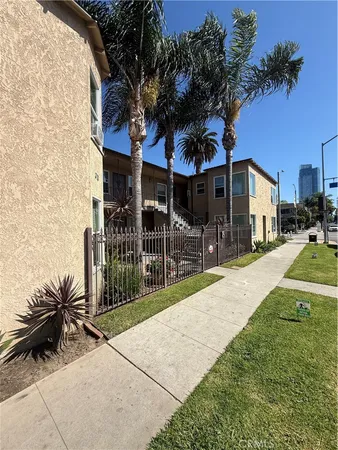 $1,450 | 310 Lime Avenue, Unit 13, Long Beach, CA 90802