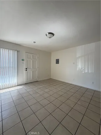 $1,450 | 310 Lime Avenue, Unit 13, Long Beach, CA 90802