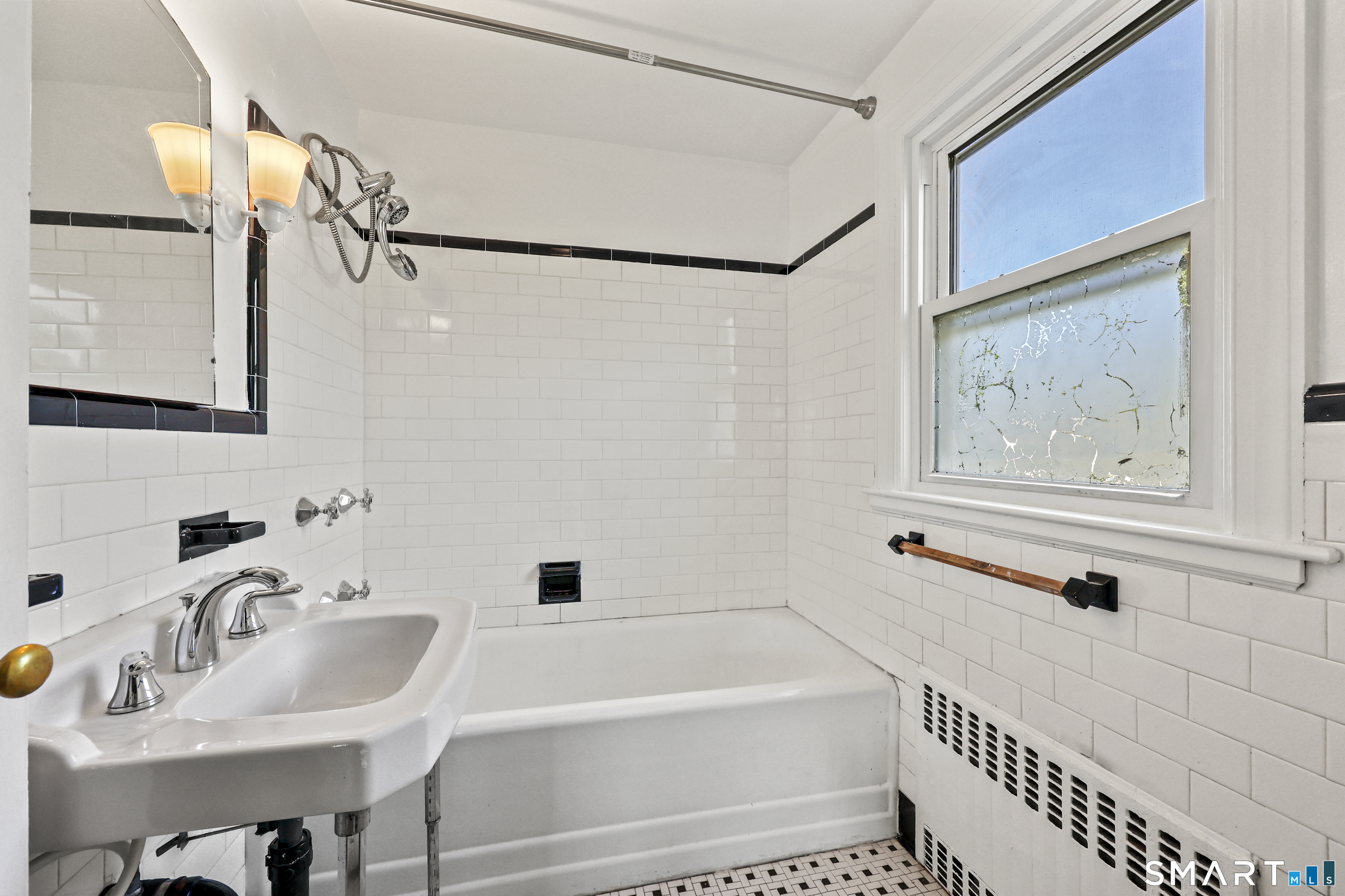 92 Hazelmere Road New Britain, CT 06053 - Photo 20 of 38