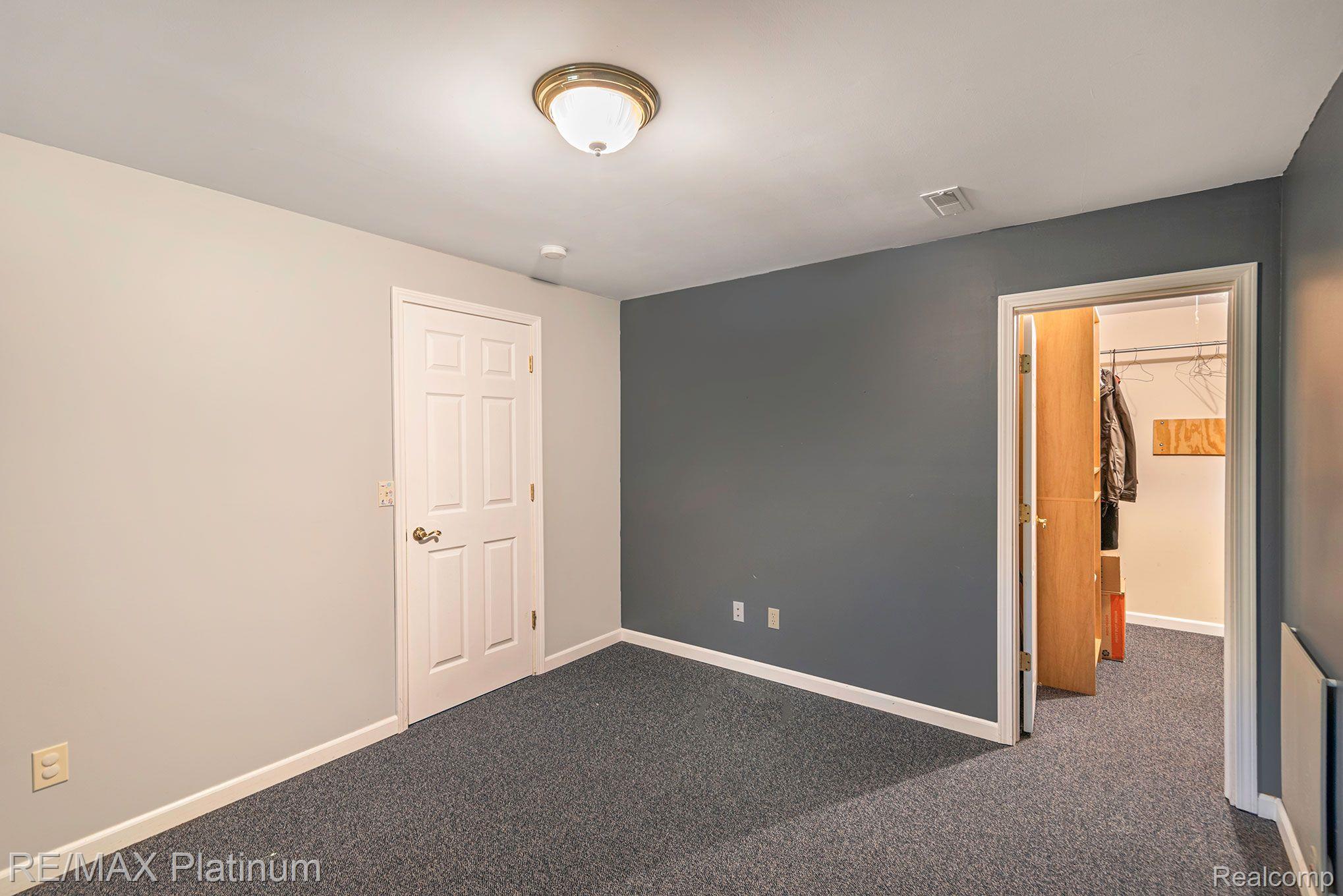 1264 Elms Road Flint, MI 48532 - Photo 37 of 46 Gallery Image 37