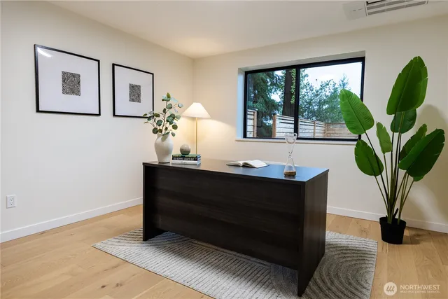 $2,346,000 | 15621 Southeast 24th Street, Bellevue, WA 98008