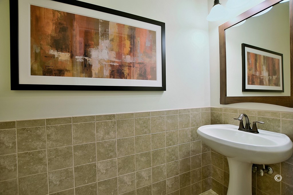 4736 Timarron Loop Columbus, GA 31909 - Photo 18 of 47 Powder room