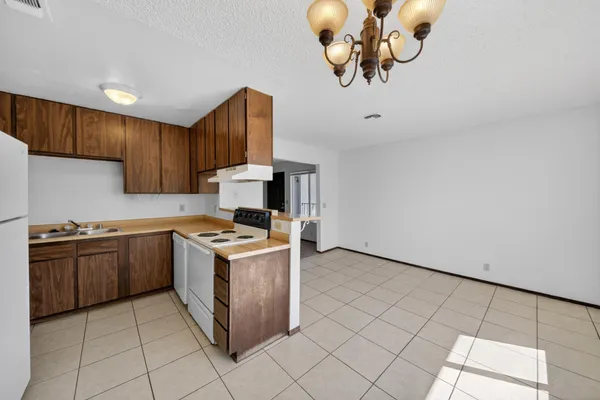 $625,000 | 948 Jamieson Court, Redding, CA 96003