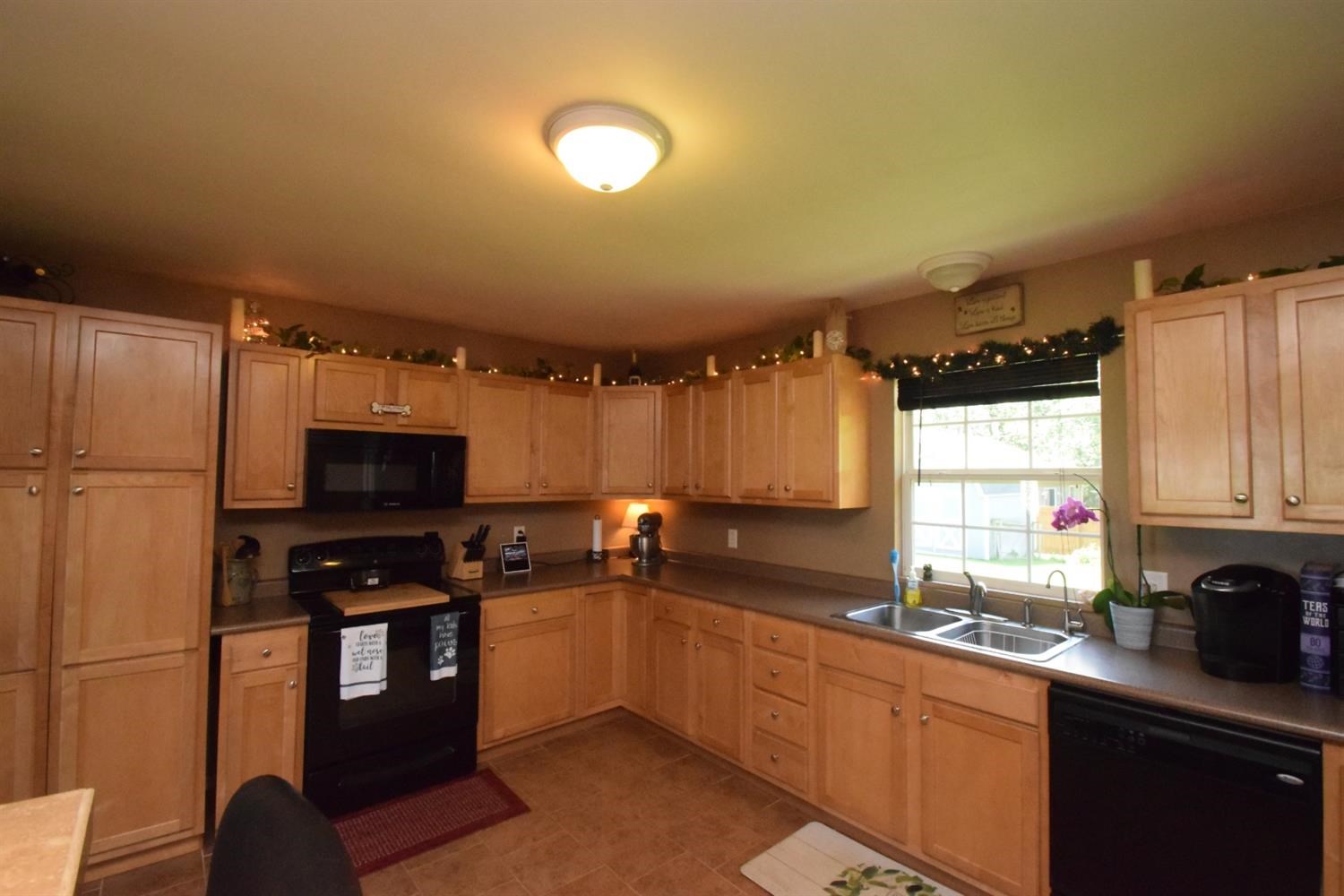 536 West Division Road Valparaiso, IN 46385 - Photo 4 of 28 1500x1000