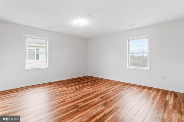 $1,500 | 145 Hailey Lane, Unit F11, Strasburg, VA 22657