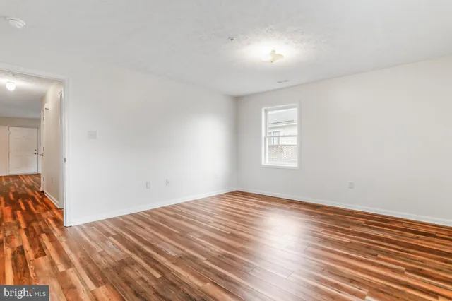 $1,500 | 145 Hailey Lane, Unit F11, Strasburg, VA 22657