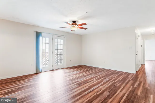 $1,500 | 145 Hailey Lane, Unit F11, Strasburg, VA 22657