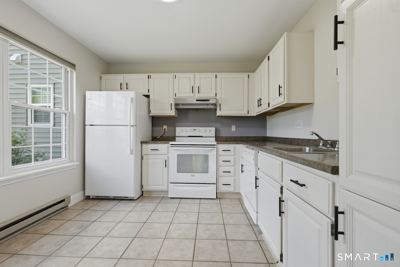 10 Taft Pointe, Unit 8 Waterbury, CT 06708 - Photo 19 of 26
