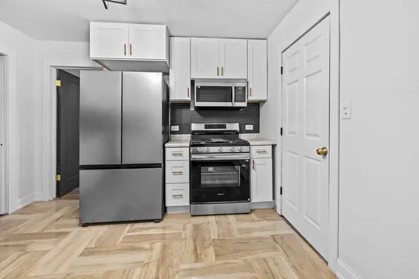 $799,000 | 7508 West Devon Avenue, Chicago, IL 60631