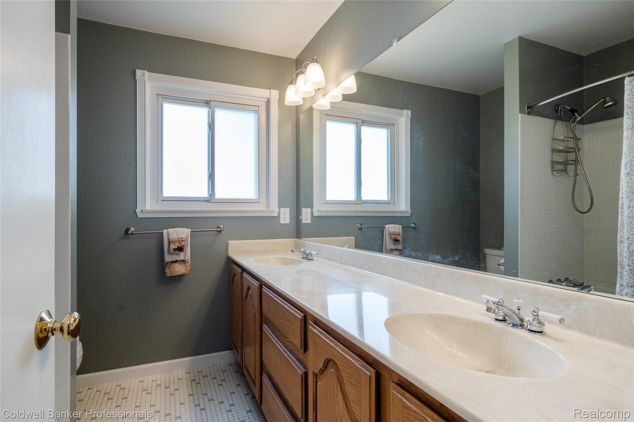 44259 Brandywyne Road Canton, MI 48187 - Photo 17 of 32 17.jpg