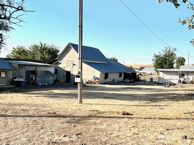 2368 Heritage Road Walla Walla, WA 99362 - Photo 14 of 25