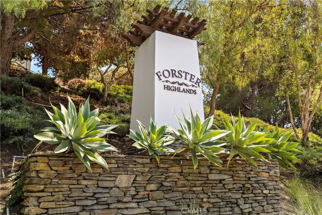 a sign that is on the side of a building