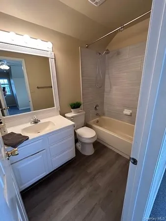 $2,250 | Undisclosed Address, St. James, NY 11780