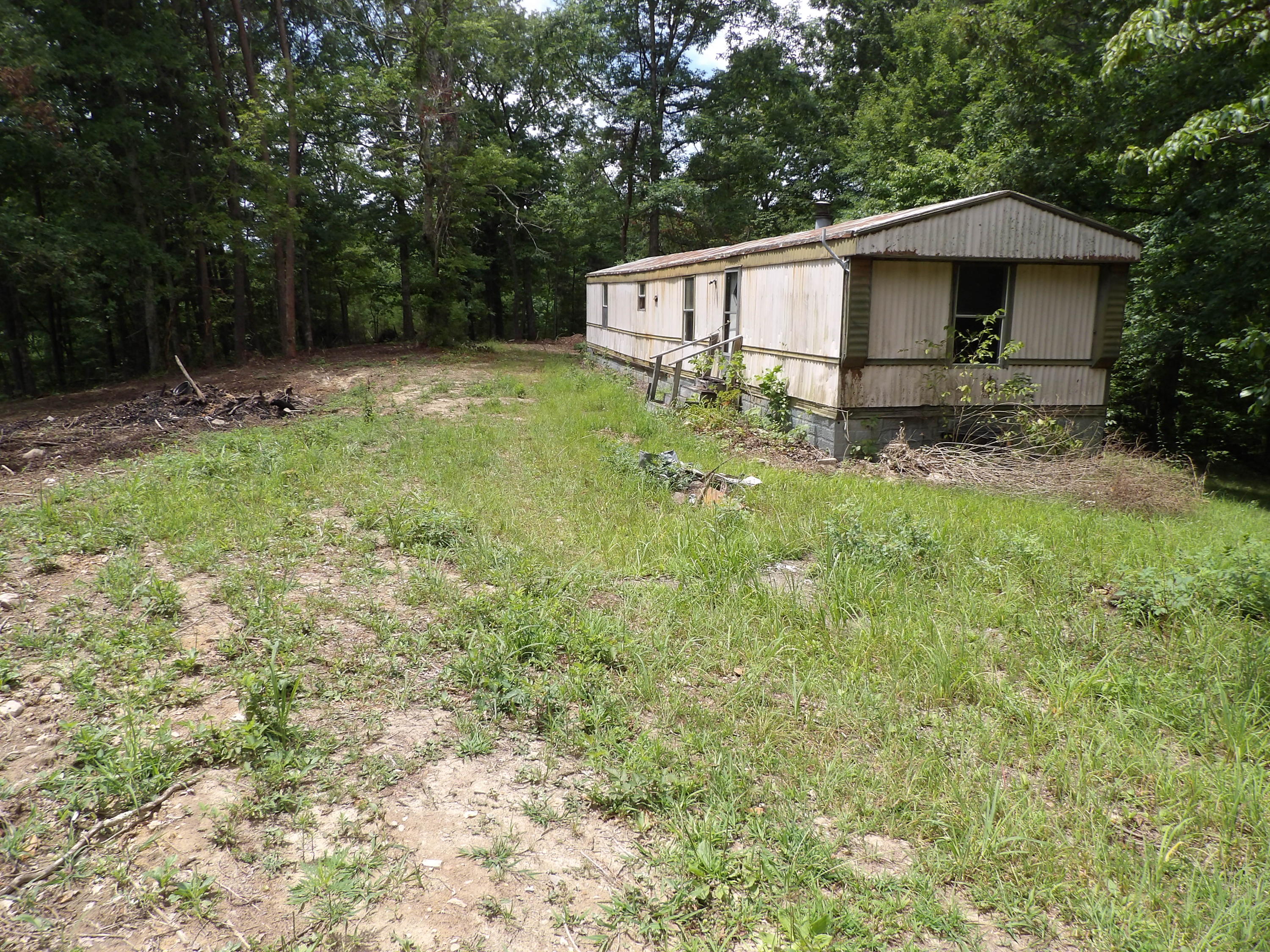 552 Overview Road Crossville, TN 38572 - Photo 3 of 17 100_1224